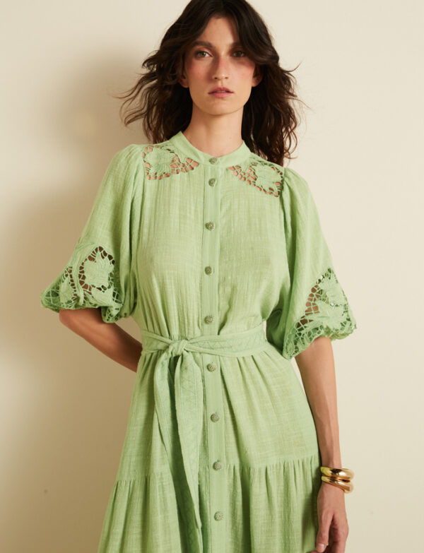 Vestido Chemise com Bordado nas Mangas - Pistache