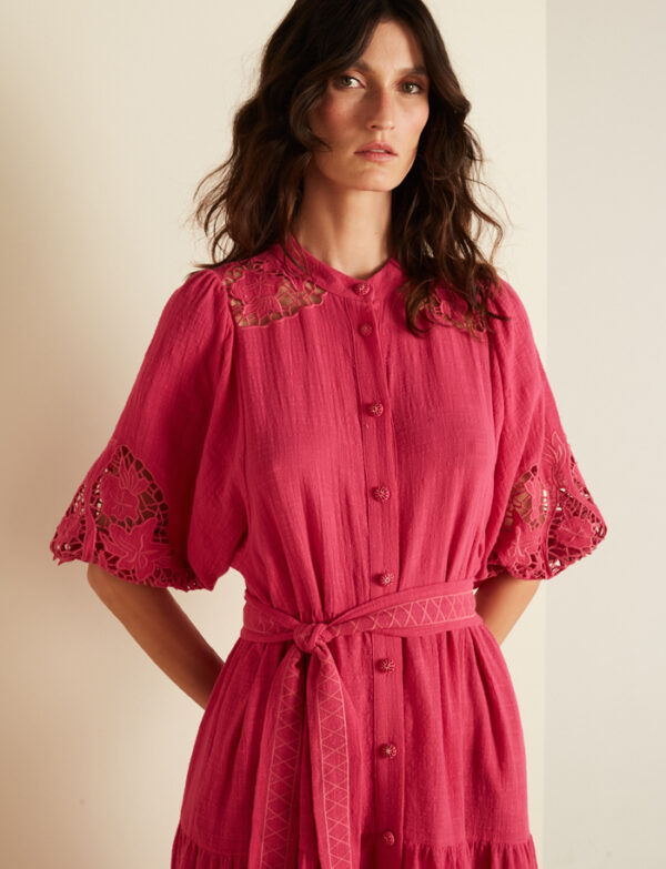 Vestido Chemise com Bordado nas Mangas - Fúcsia